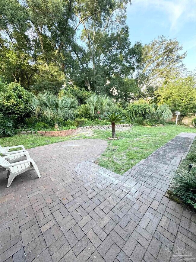 Building Photo - 6740 Bunker Hill Cir