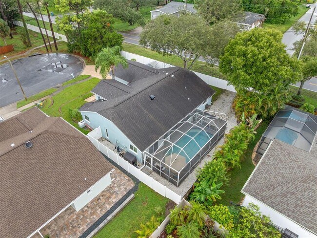 Building Photo - 721 Brittany Park Blvd
