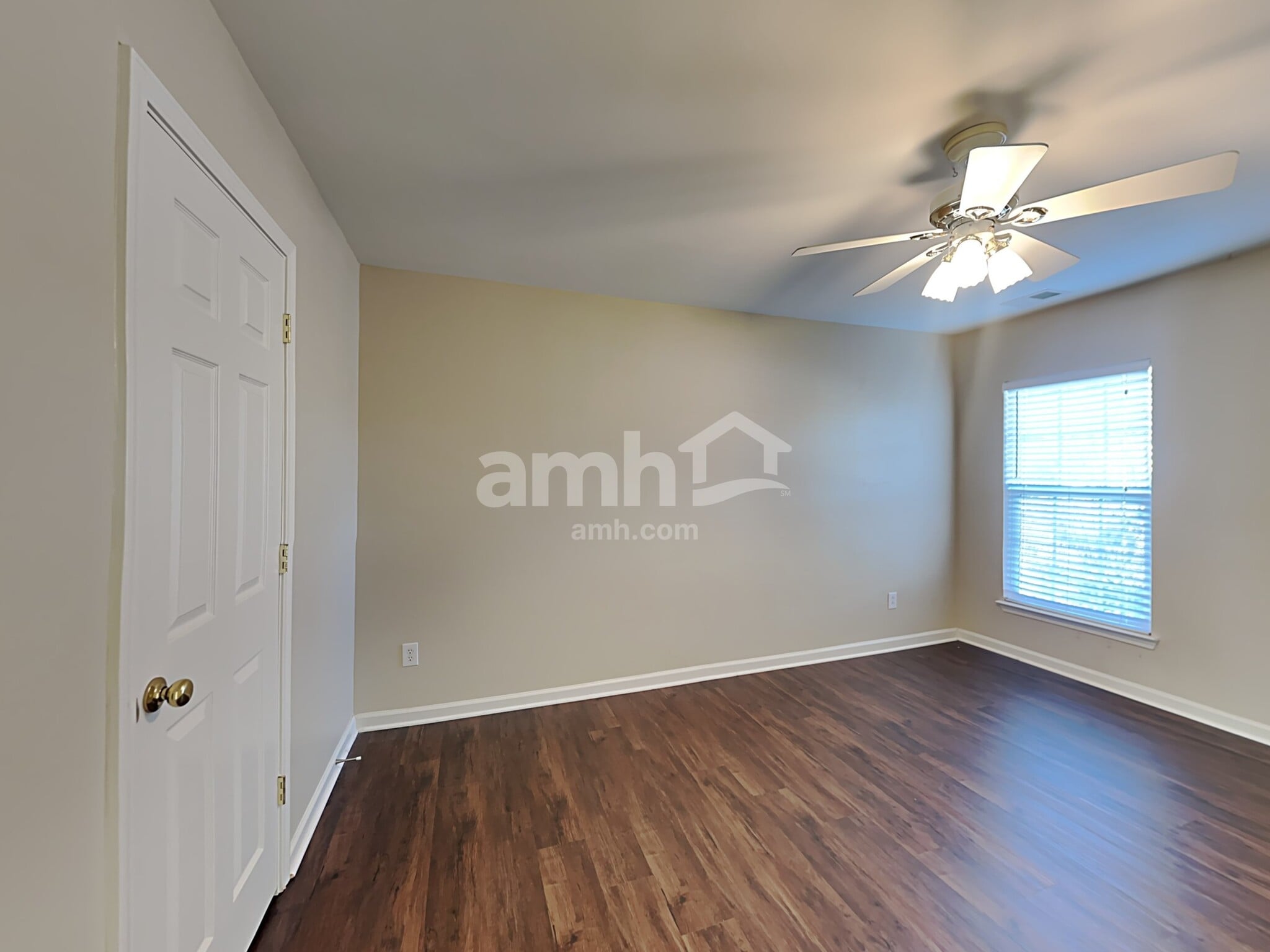 Building Photo - 9725 Autumn Applause Dr