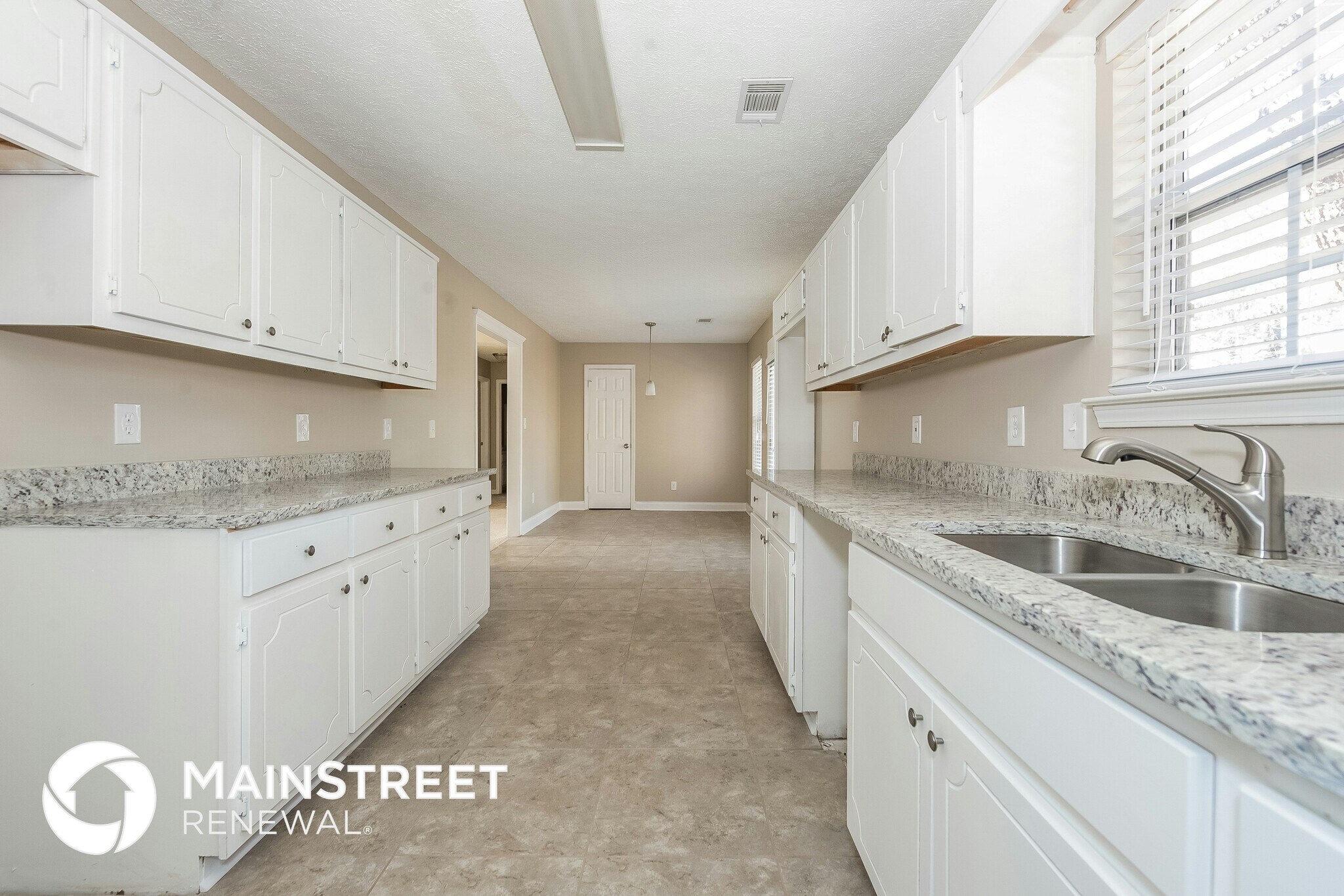 Building Photo - 69 Willow Ridge Dr