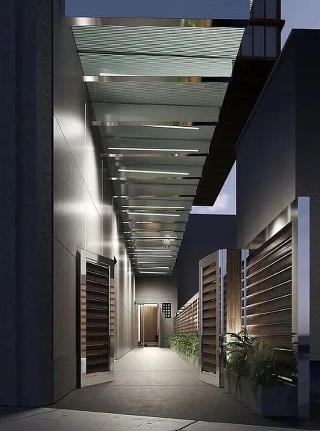 Building Photo - Luxurious and spacious 1 bedroom