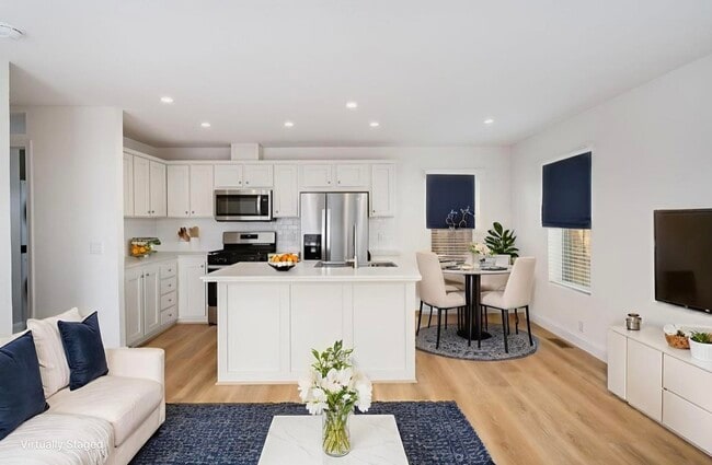 Building Photo - 841 N L St