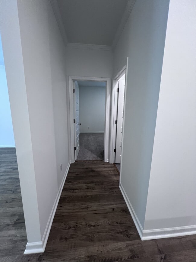 Building Photo - 6092 Knickerbocker Street