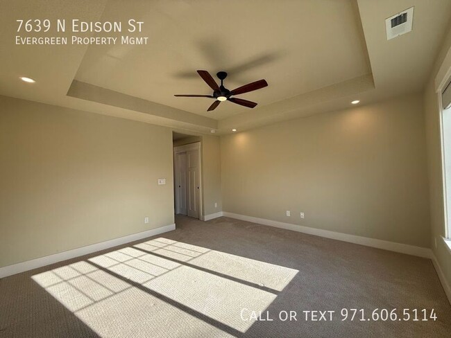 Building Photo - 7639 N Edison St