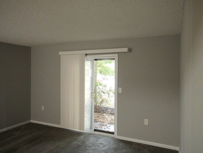 Building Photo - 60 Acres Reserve Condominium - 2 BR 1 BA W...