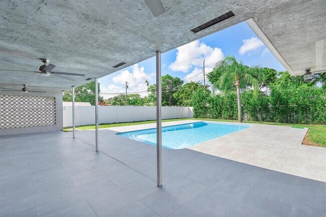 Building Photo - 4309 Jackson St