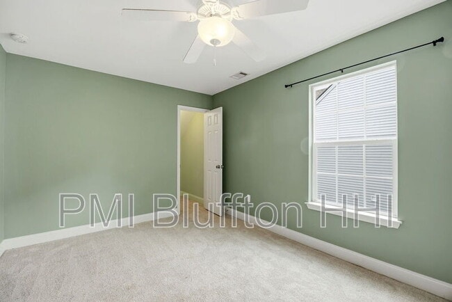 Building Photo - 355 Dante Cir