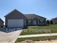 Building Photo - 381 Paige Ave