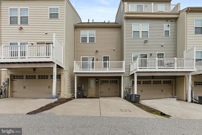 Building Photo - 7610 Golden Slumber Ln