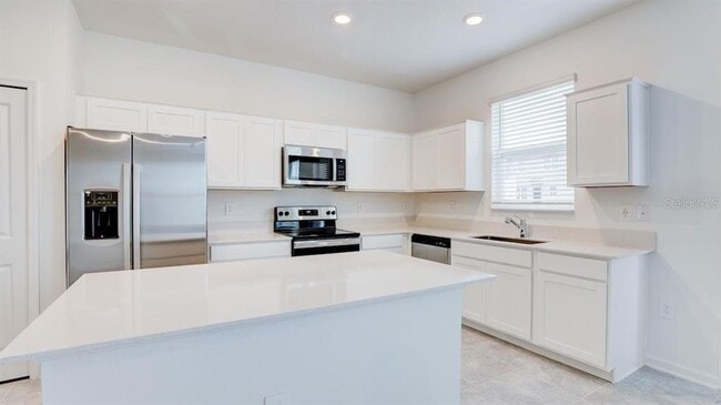 Building Photo - 232 Nine Iron Dr