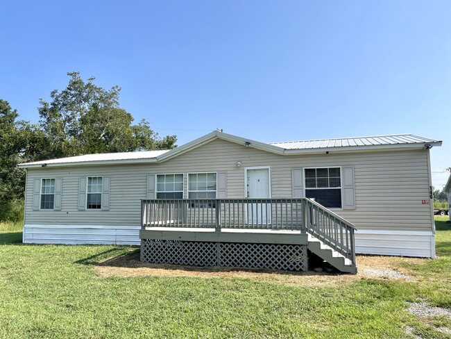 Primary Photo - 140 Co Rd 230