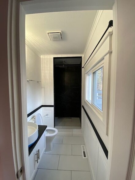 Building Photo - 117 Winston Dr