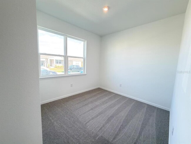 Building Photo - 1327 Normandy Dr