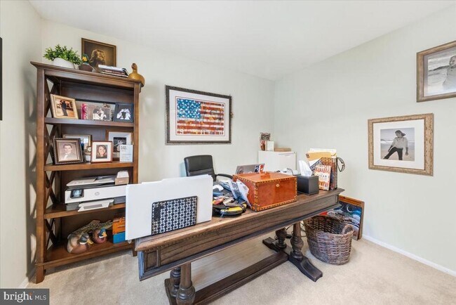 Building Photo - 40 Pine knoll Dr