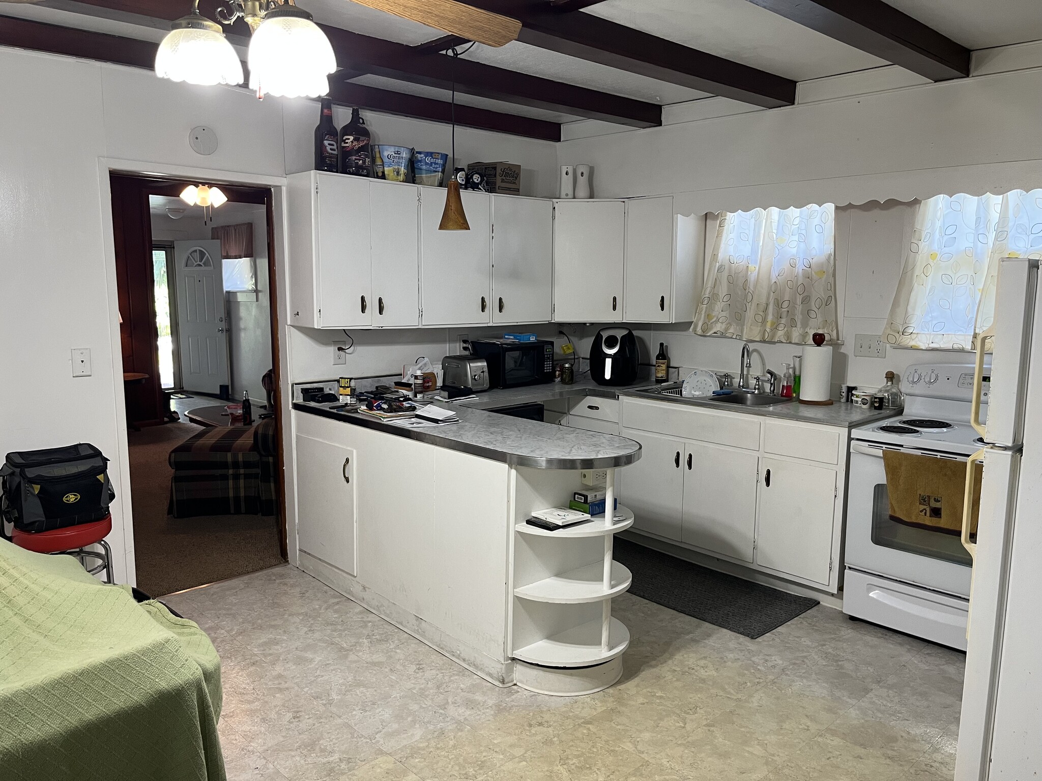 Kitchen - 1445 South Center Street