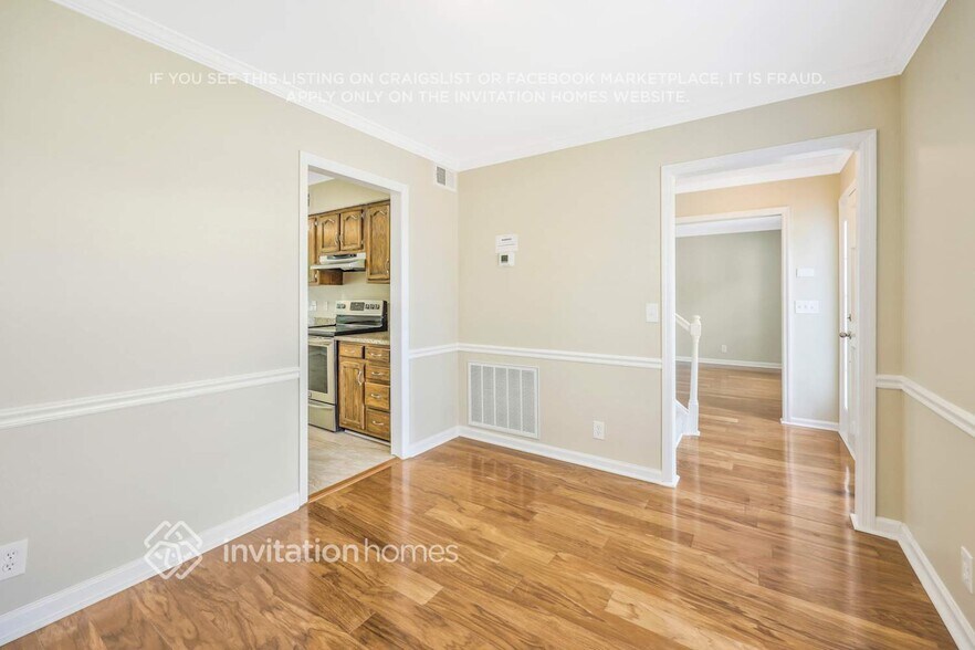 Building Photo - 1428 Calais Ct