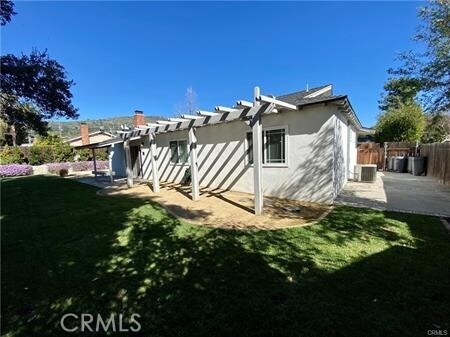 Building Photo - 133 S Lone Hill Ave