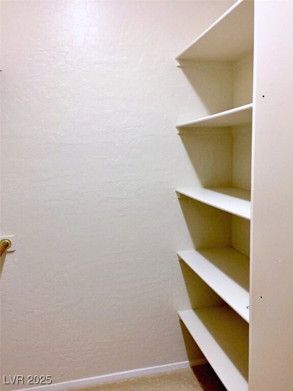 Building Photo - 6828 Woodland Vase Ct