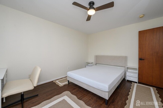 Building Photo - 4112 Birchwood Ct