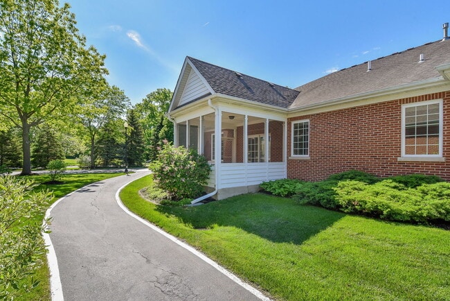 Building Photo - 410 Delnor Glen Dr