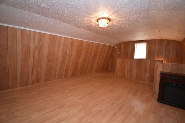 Building Photo - Nice, conveniently located 1 bed home.