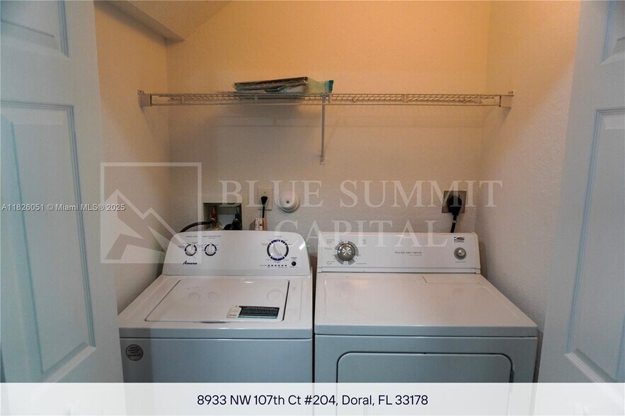 Building Photo - 8933 NW 107th Ct