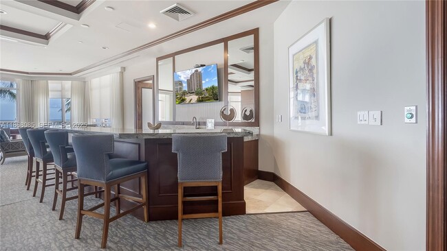 Building Photo - 1460 S Ocean Blvd