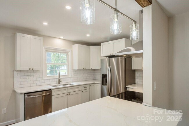 Building Photo - 2510 O'Hara Dr