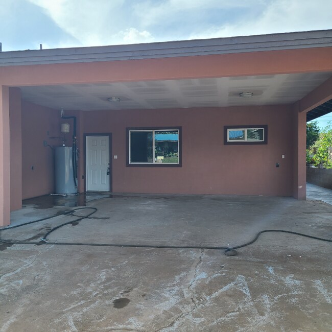 Building Photo - 180 S Lehua St