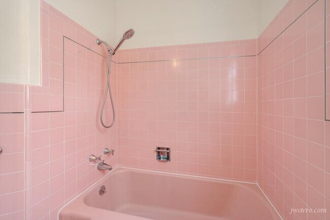 Building Photo - 401 Corbett Ave