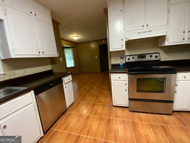 Building Photo - 5697 Grey Fox Cir