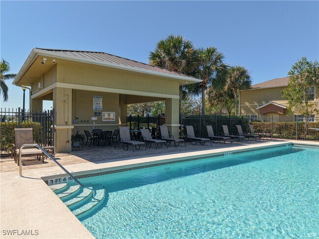 Building Photo - 9101 Gervais Cir