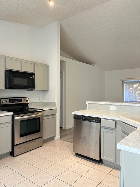 Building Photo - 203 Heronwood Cir