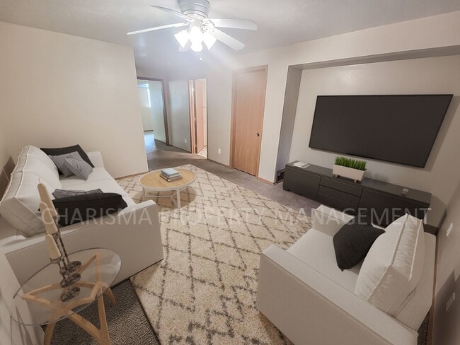 Building Photo - COZY 3 BD, 2 BA HOUSE IN NORTHWEST SIOUX FALLS!