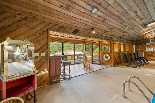 Building Photo - 108 Helms Hill Rd