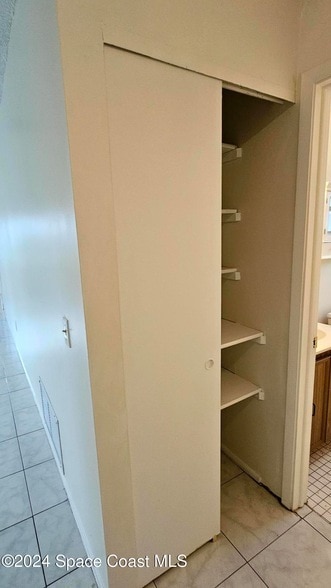 Building Photo - 2545 Via Vittoria Ct