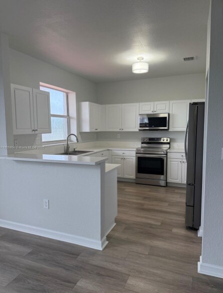 Building Photo - 2479 NE 4th St