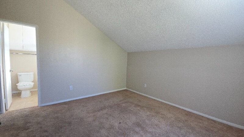 Building Photo - 2120 Delaware St