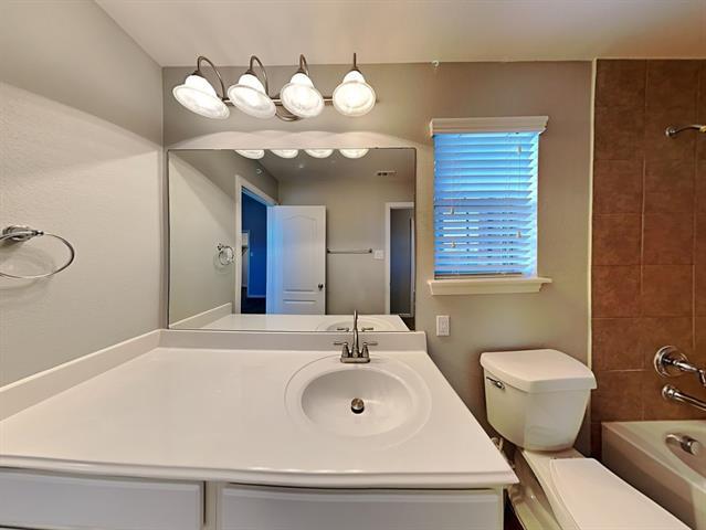 Building Photo - 1705 Imperial Springs Dr