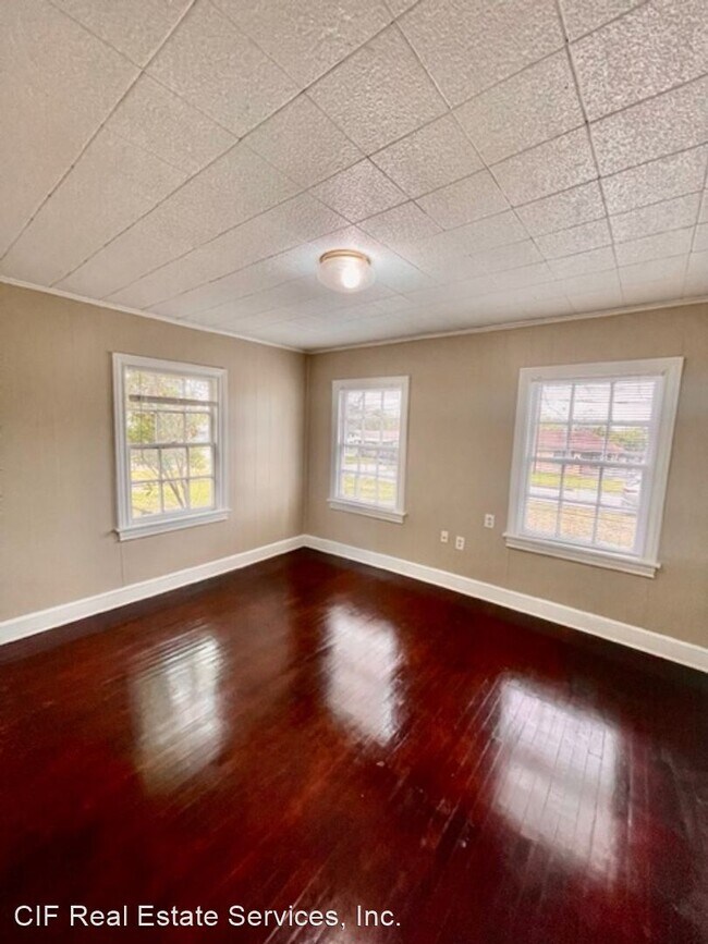 Building Photo - 2 br, 1 bath House - 3920 Beverly Dr
