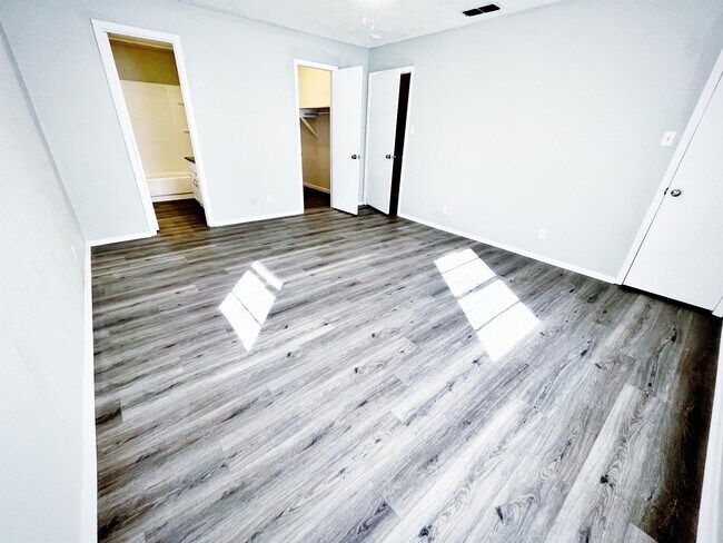 Building Photo - 16943 FM2964