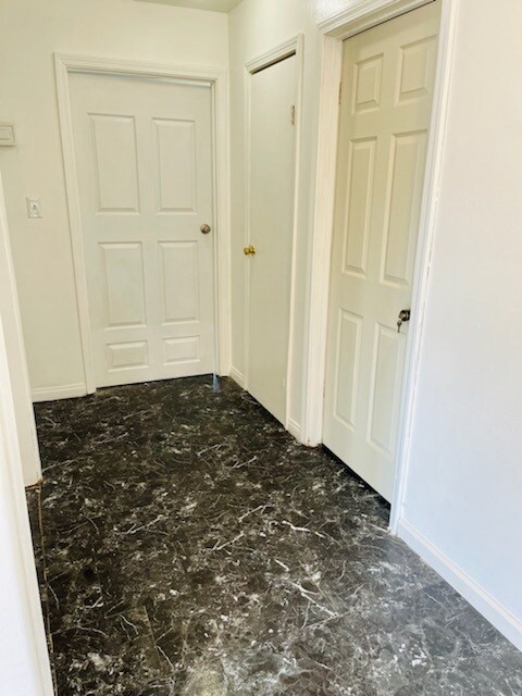 Building Photo - 326 Beardsley Ave