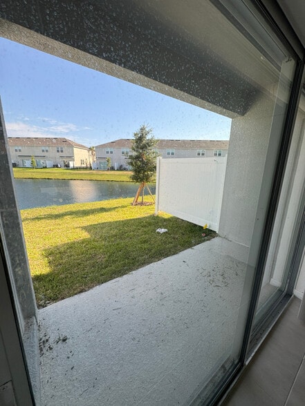 Building Photo - 6167 Whetstone Ct