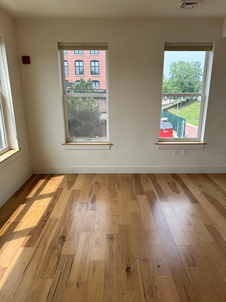 Bedroom 2 - 60 Winooski Falls Way