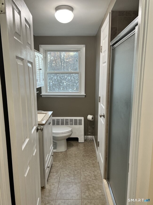 Building Photo - 23 Pinewood Rd