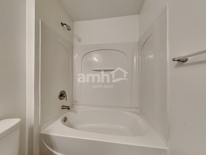 Building Photo - 6114 Sage Willow Way