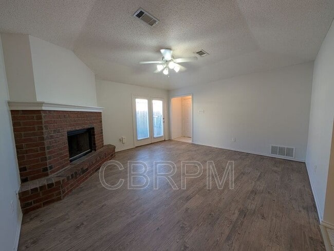 Building Photo - 2413 87th St