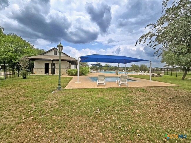 Building Photo - 2539 Fayette Dr