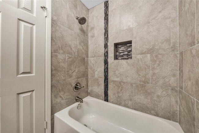 Building Photo - 9814 Appleridge Dr