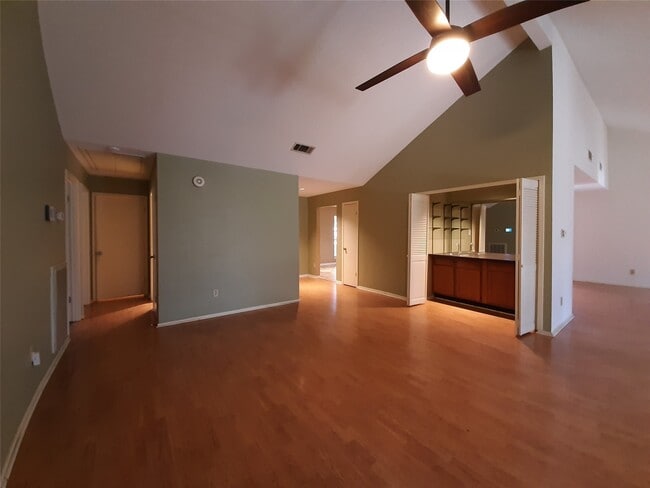 Building Photo - 25531 Chapel Ridge Ln